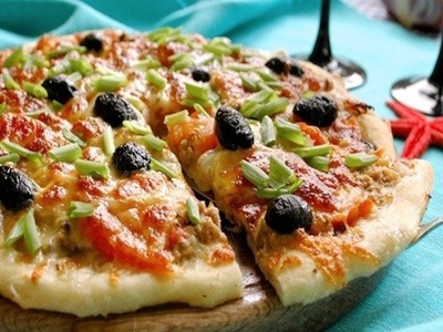 Пицца с луком фото